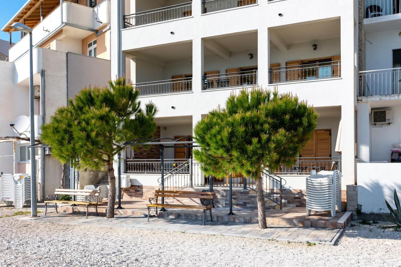 Apartments Lea โปดสตรานา ภายนอก รูปภาพ